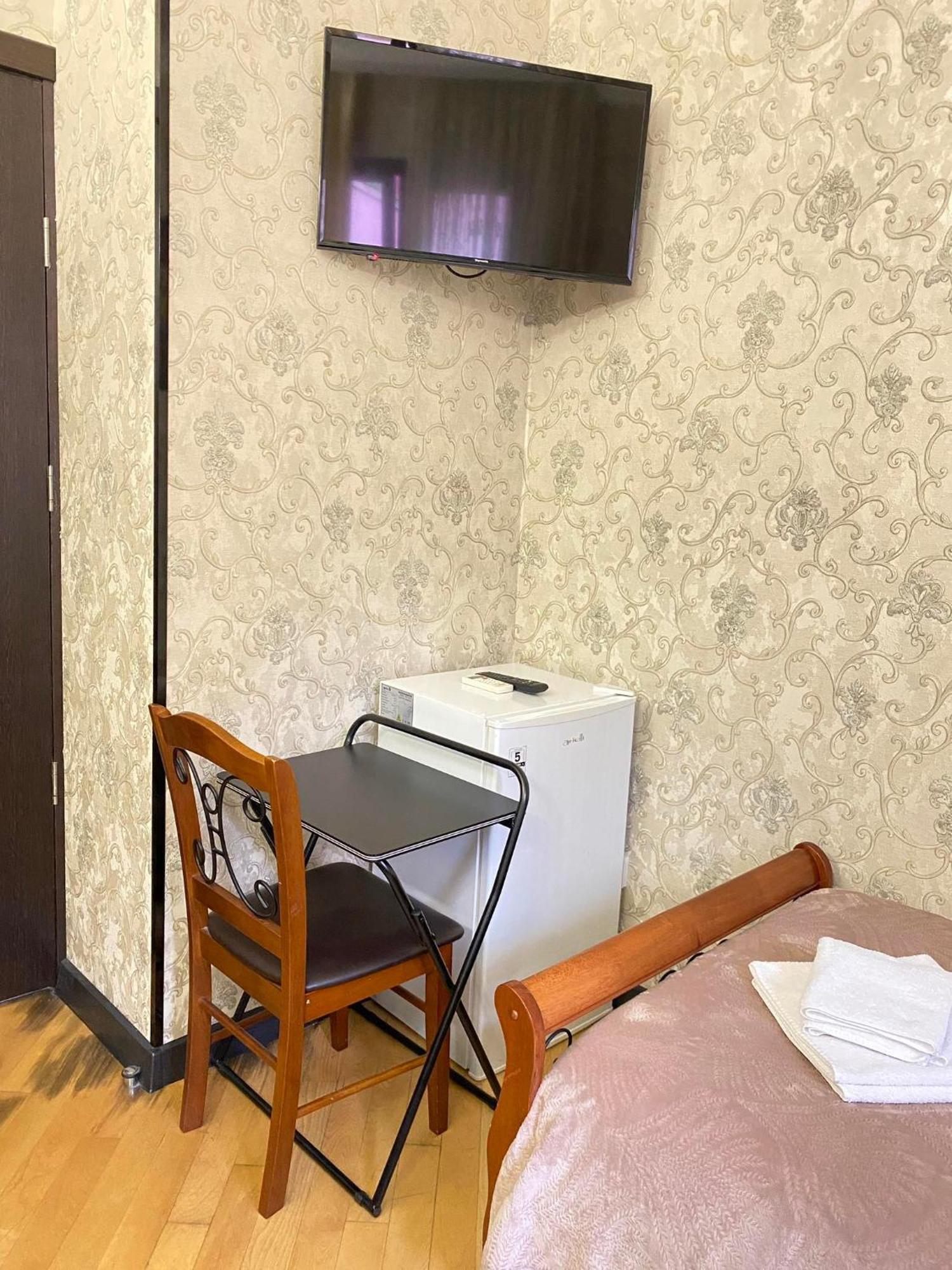 Terrace House Near Opera Hotel Tbilisi Room photo